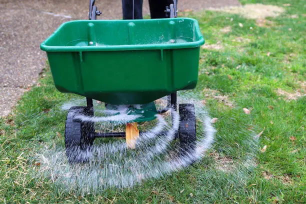 When is the best time to fertilize your lawn in Davenport, IA